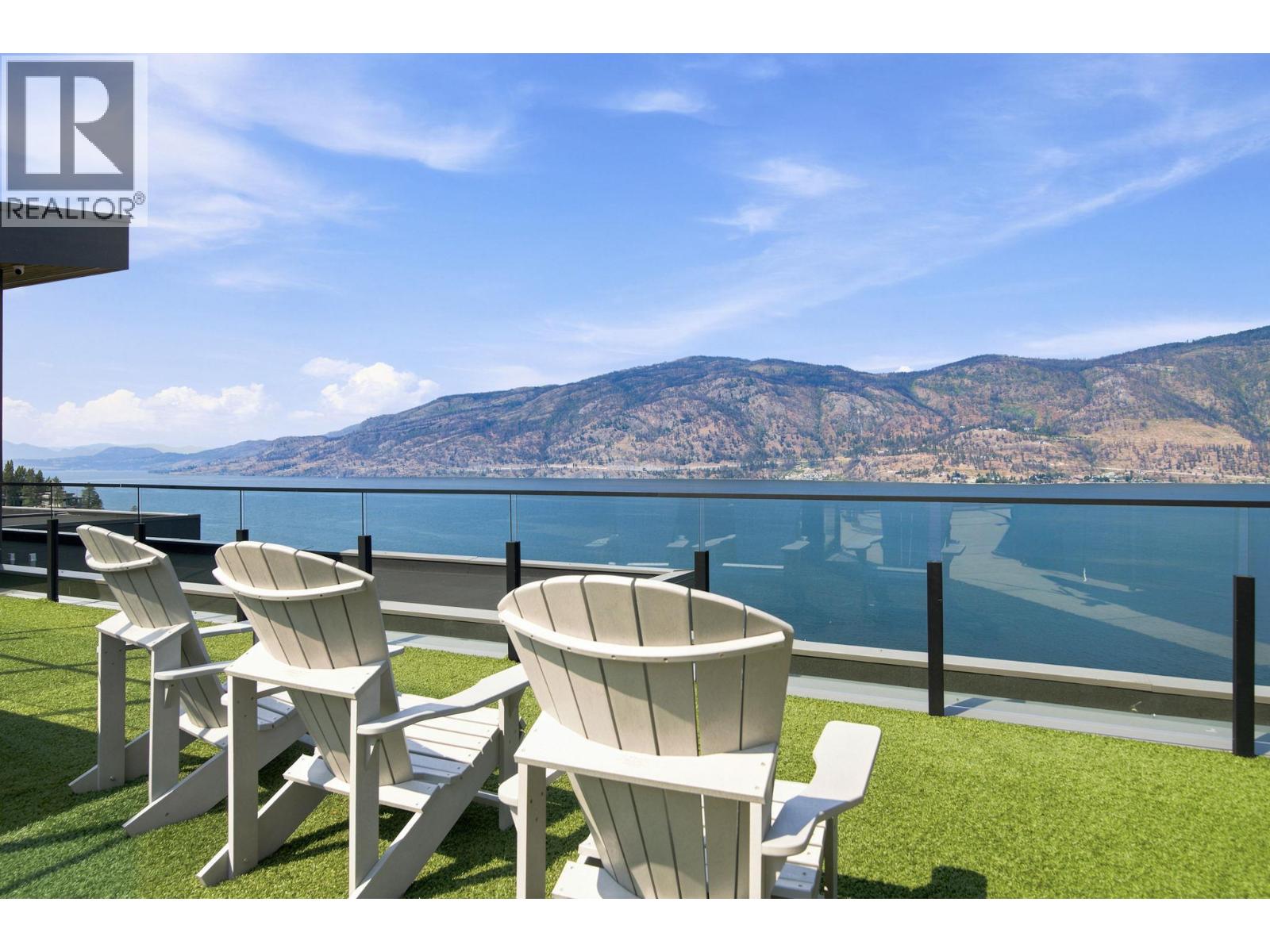 210 3475 Granite Close, Kelowna