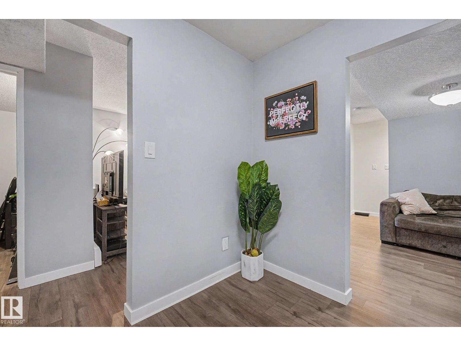 #101 7203 171 ST NW - 11