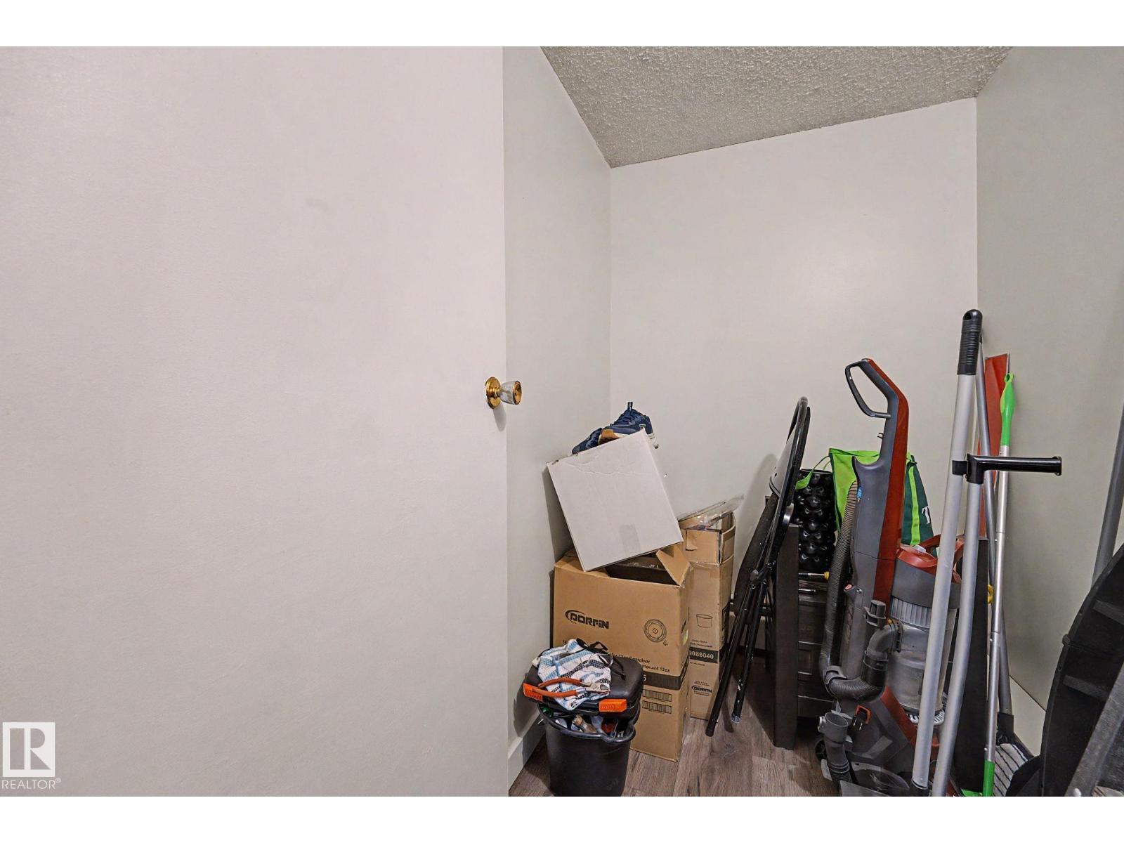 #101 7203 171 ST NW - 4