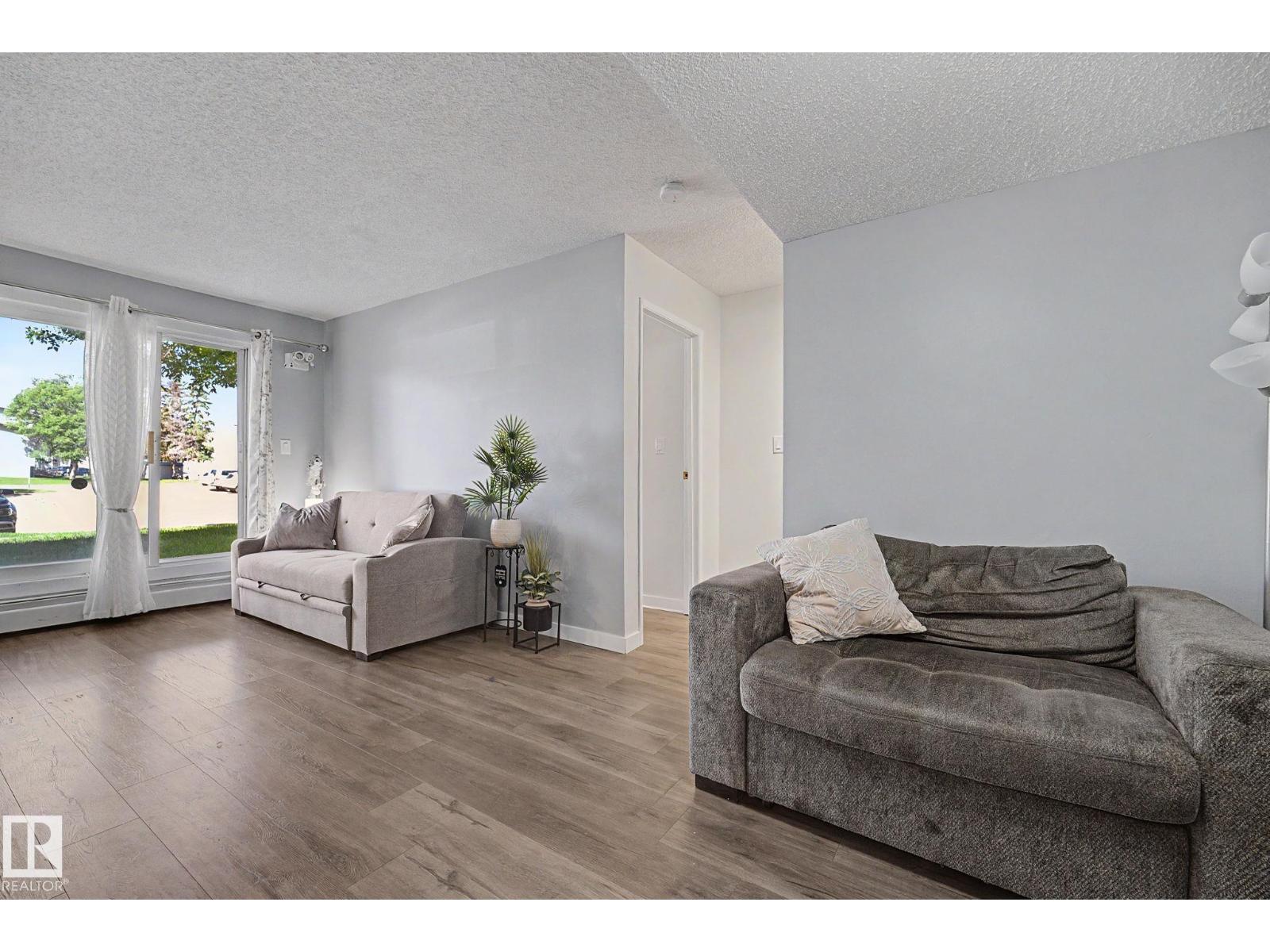 #101 7203 171 ST NW - 12