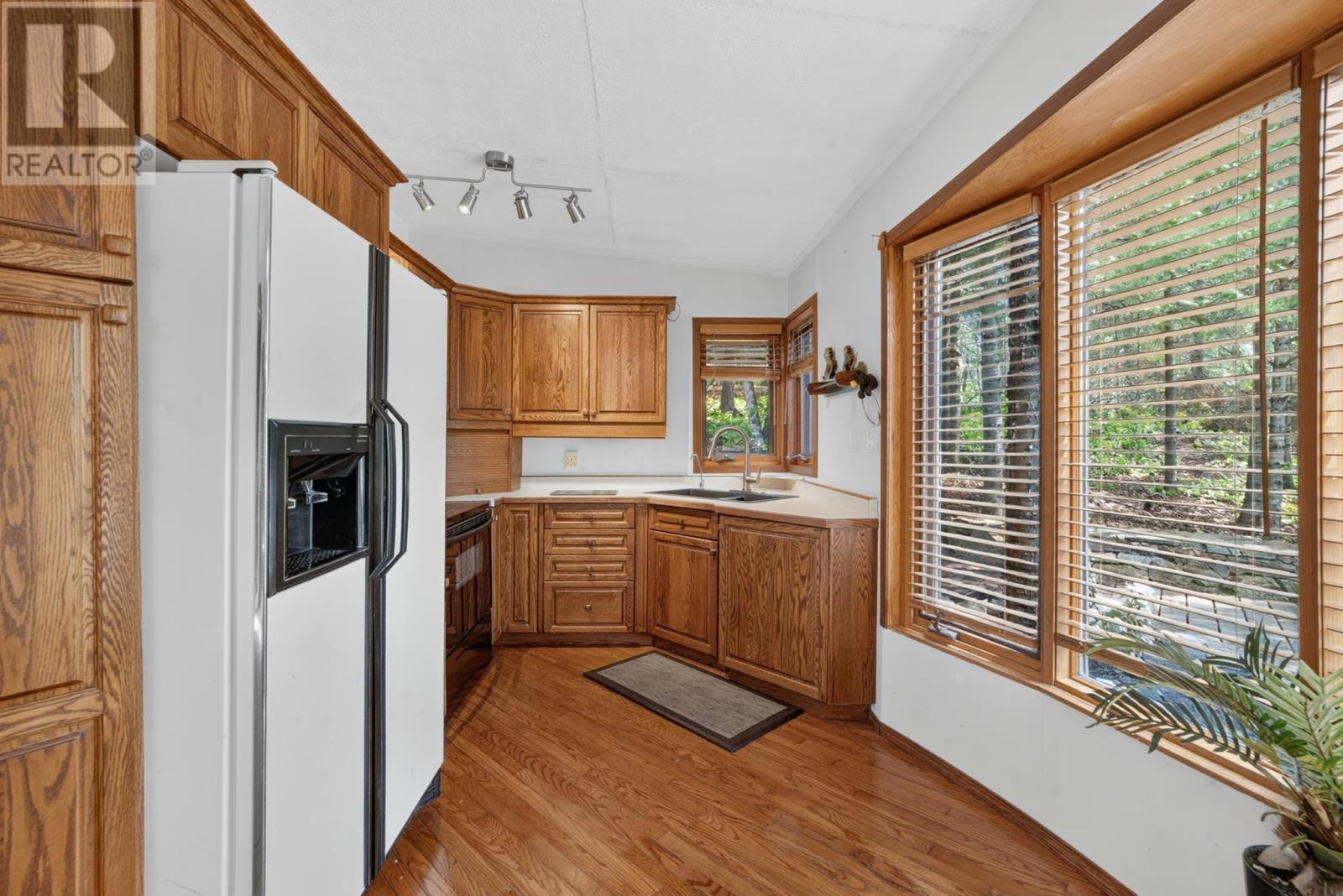 102 Beryl Winder Road - 10