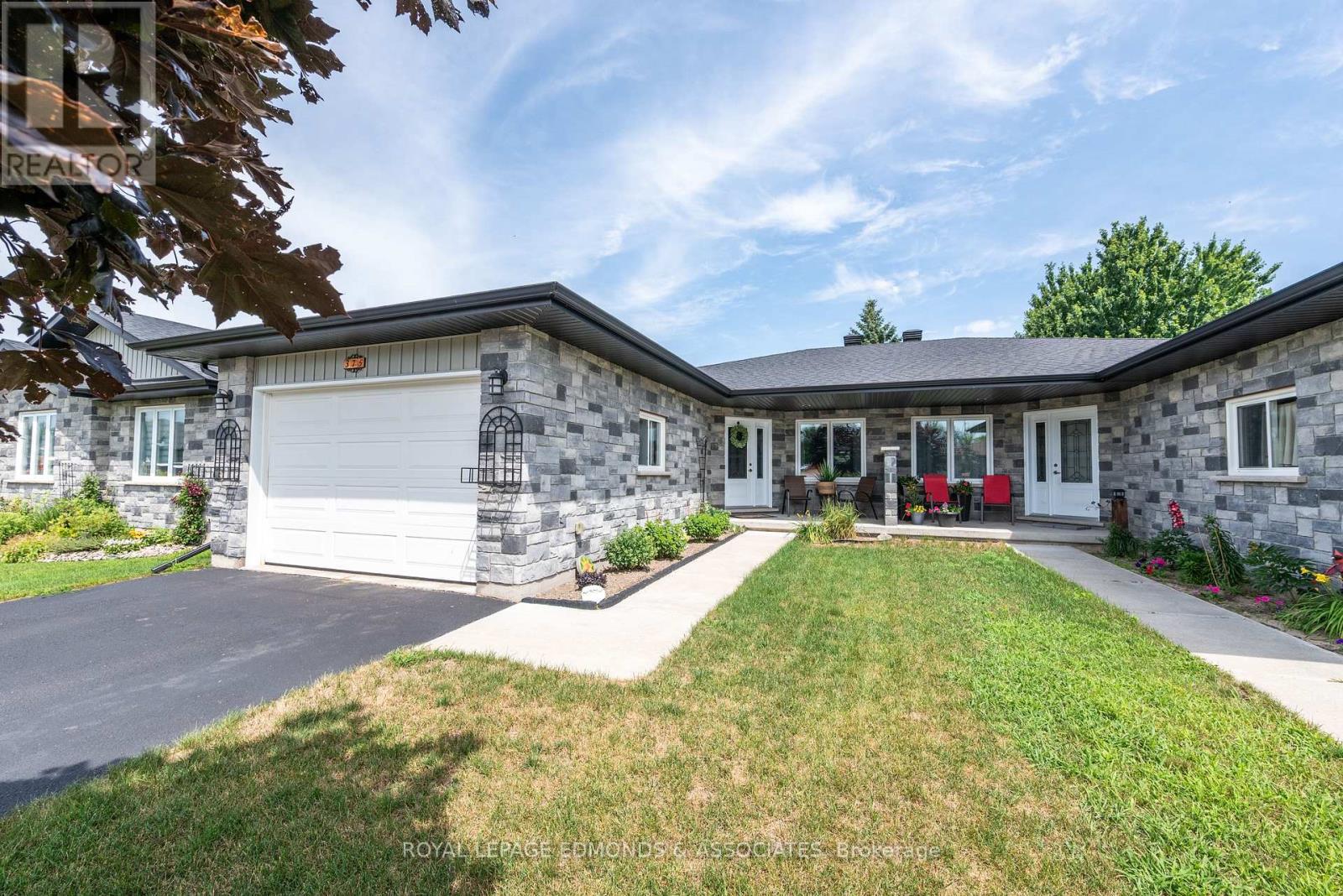 375 PATRICIA AVENUE - 1