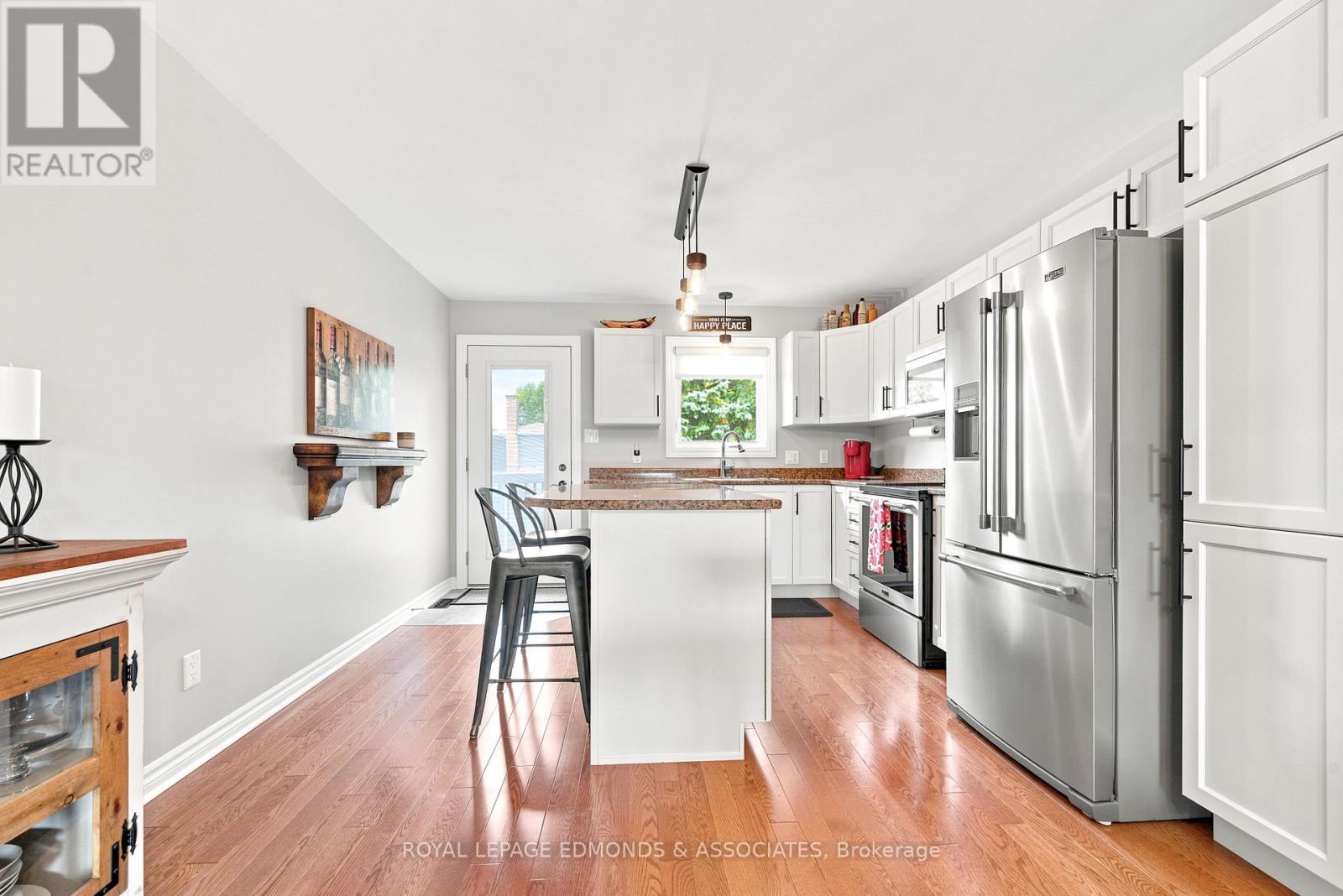 375 PATRICIA AVENUE - 12