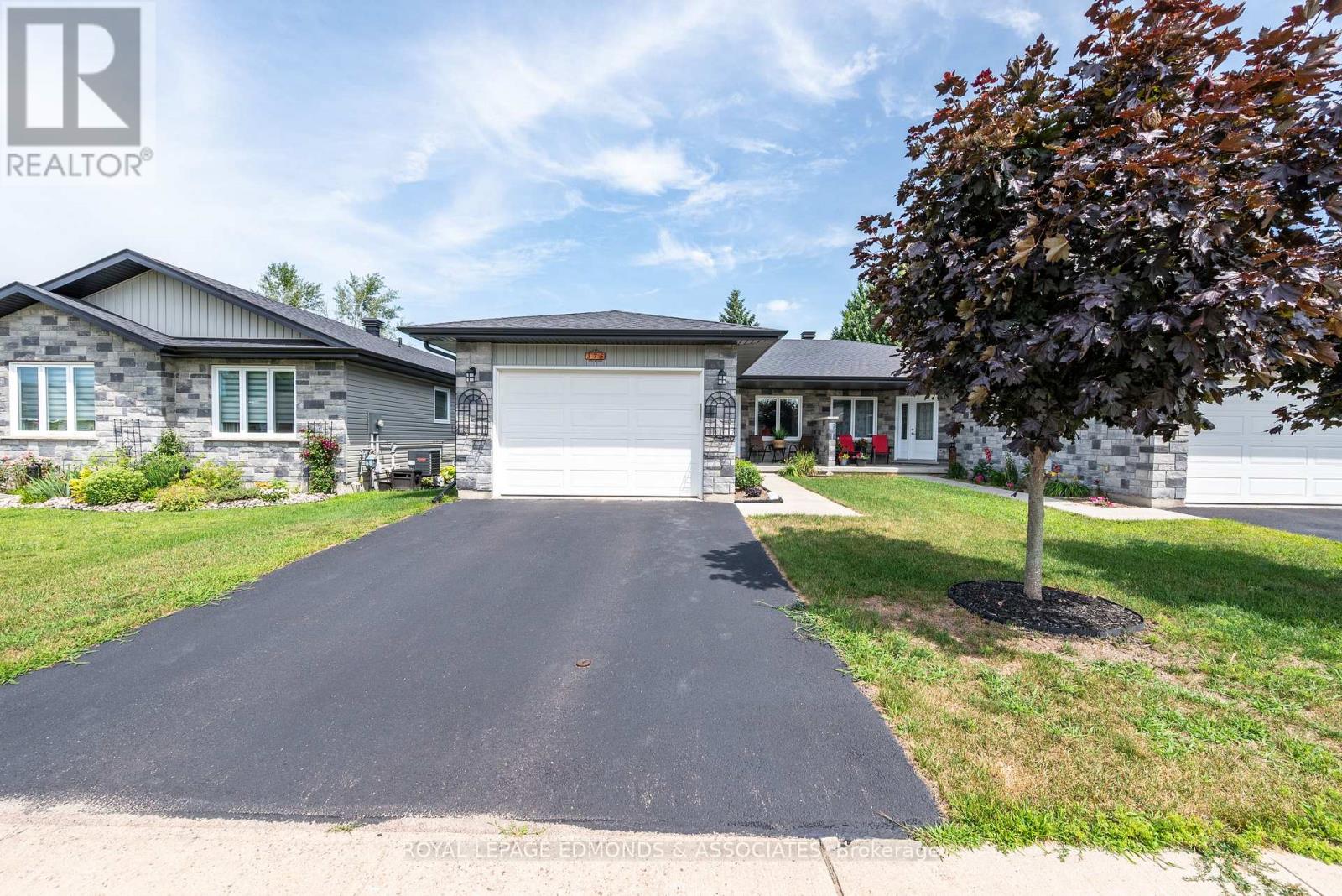 375 PATRICIA AVENUE - 2