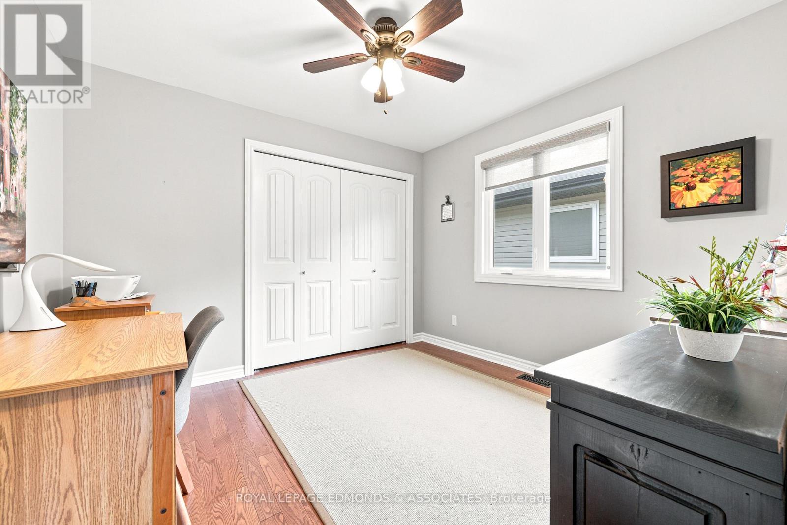 375 PATRICIA AVENUE - 21