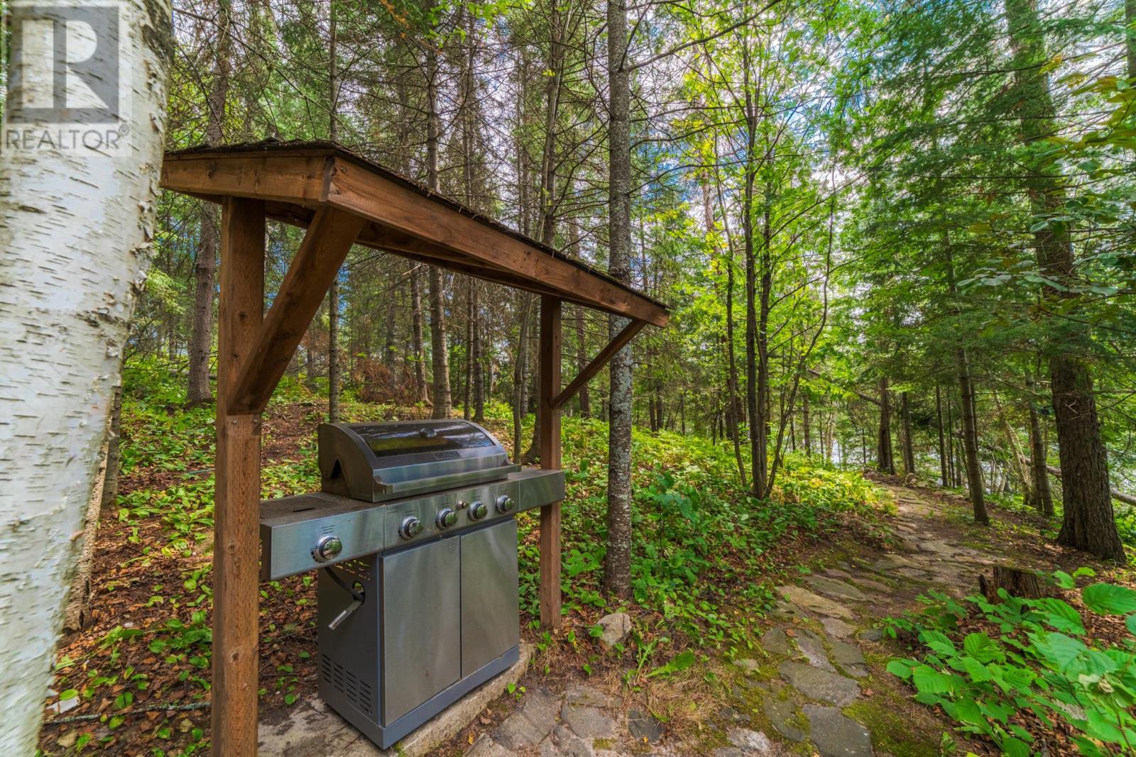102 Beryl Winder Road - 28