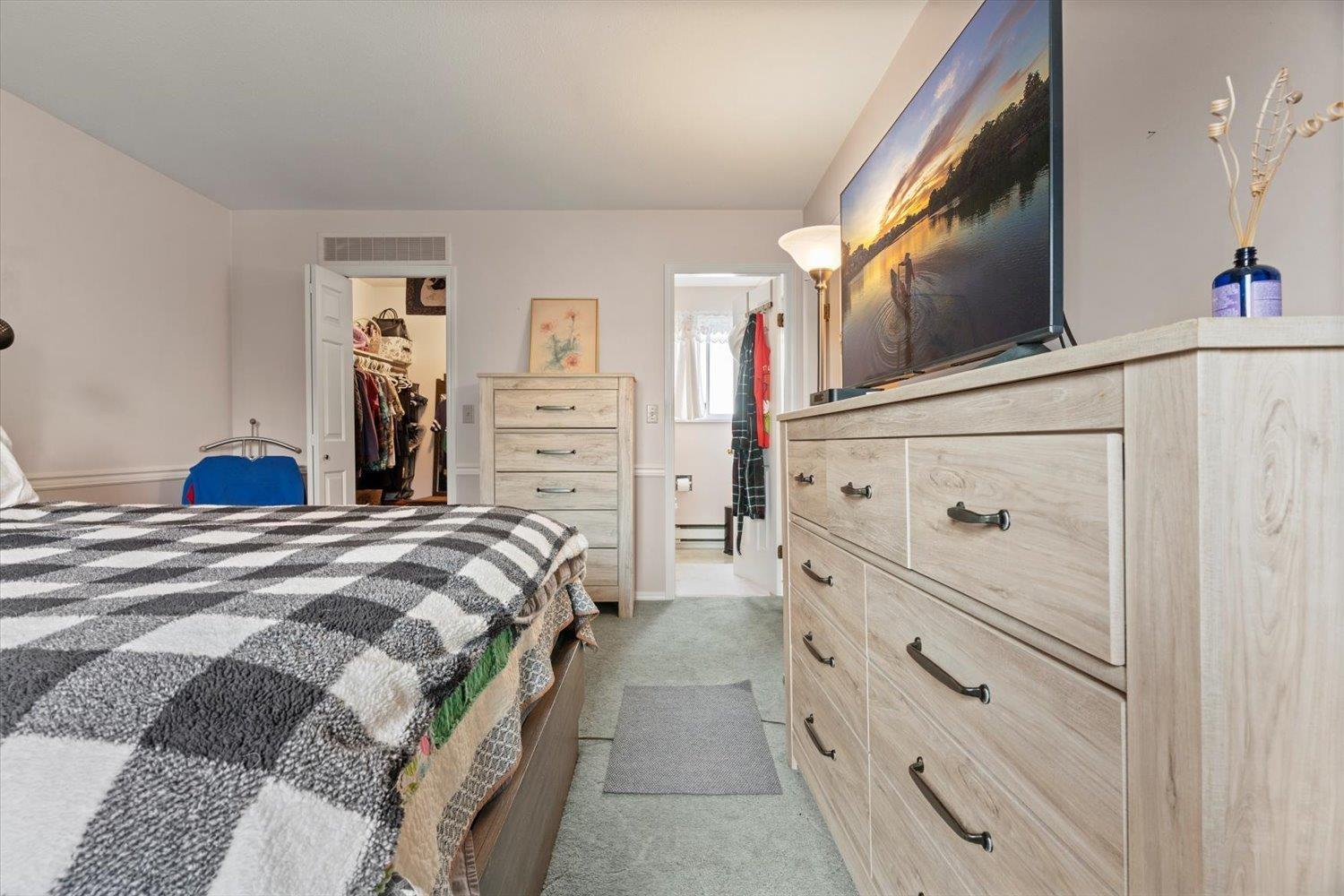 256 32691 GARIBALDI DRIVE, Abbotsford