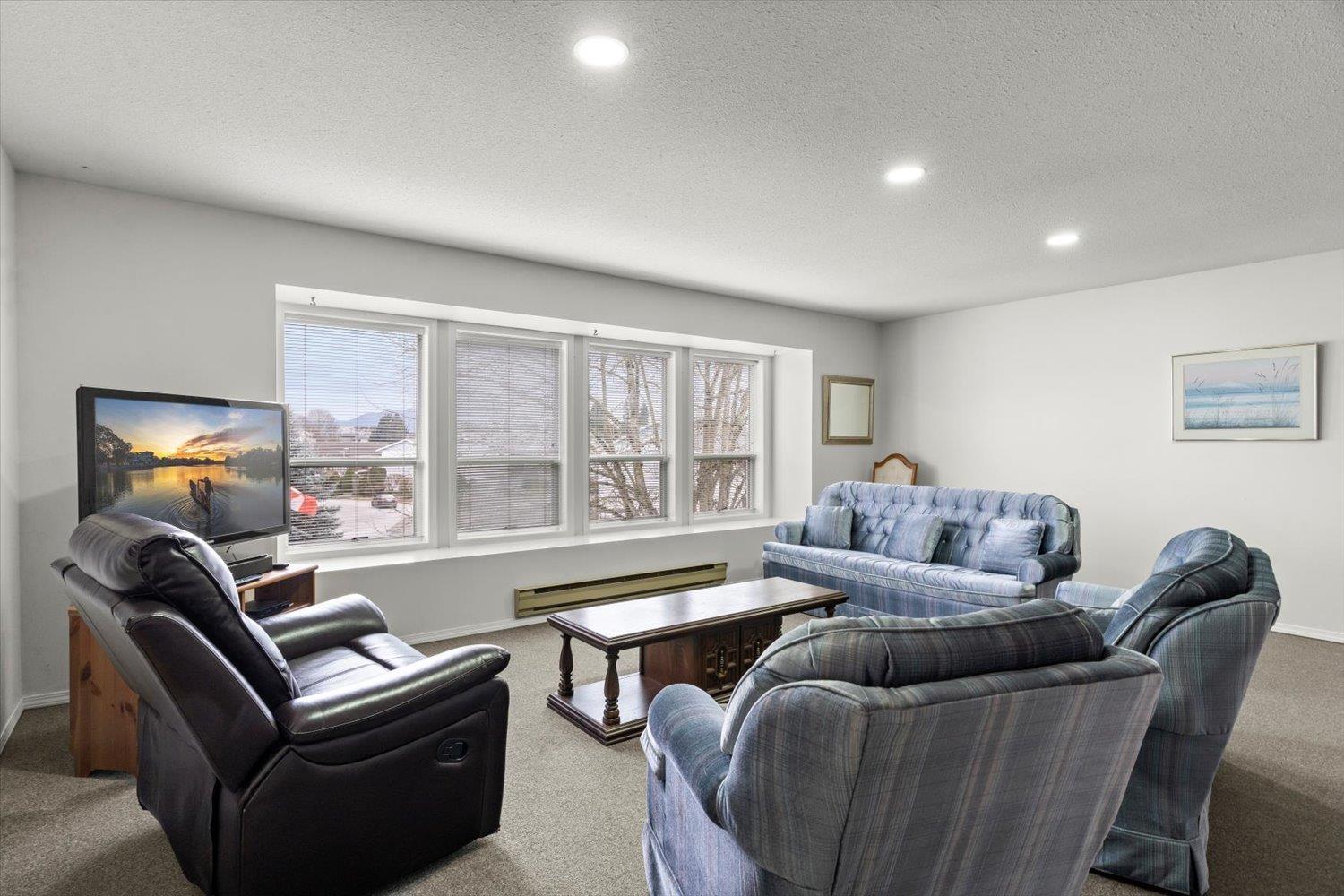256 32691 GARIBALDI DRIVE, Abbotsford