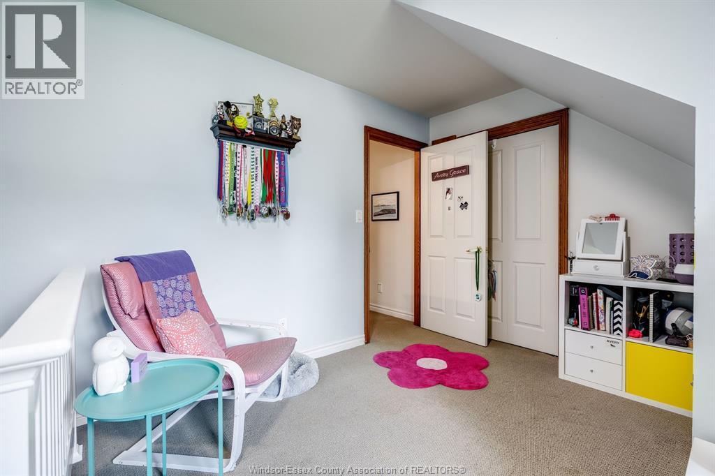 453 Gregory - 16