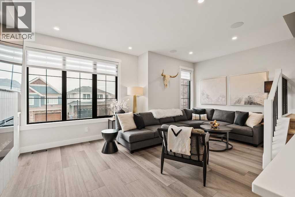 138 Discovery Drive SW - Image 19