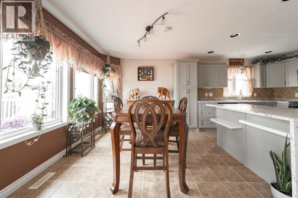 193 Fisher Crescent - 14