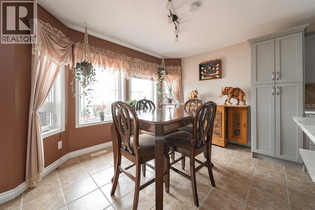 193 Fisher Crescent - 12