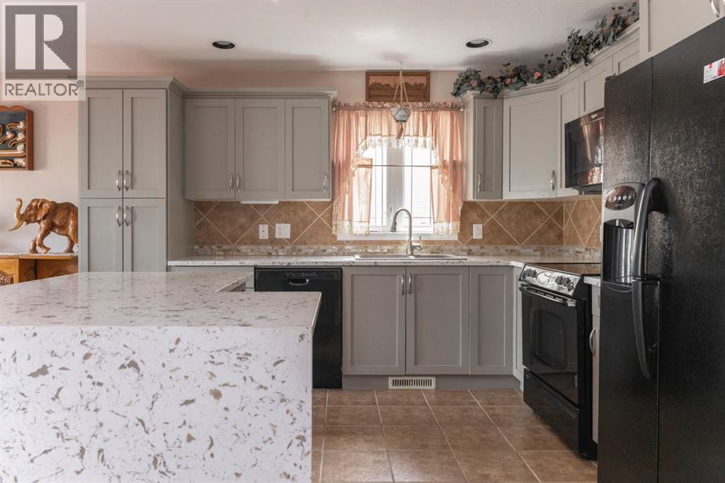 193 Fisher Crescent - 8