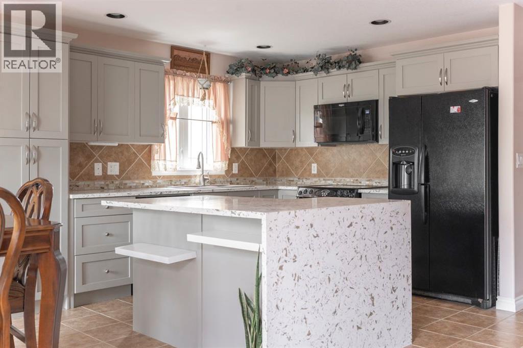 193 Fisher Crescent - 6