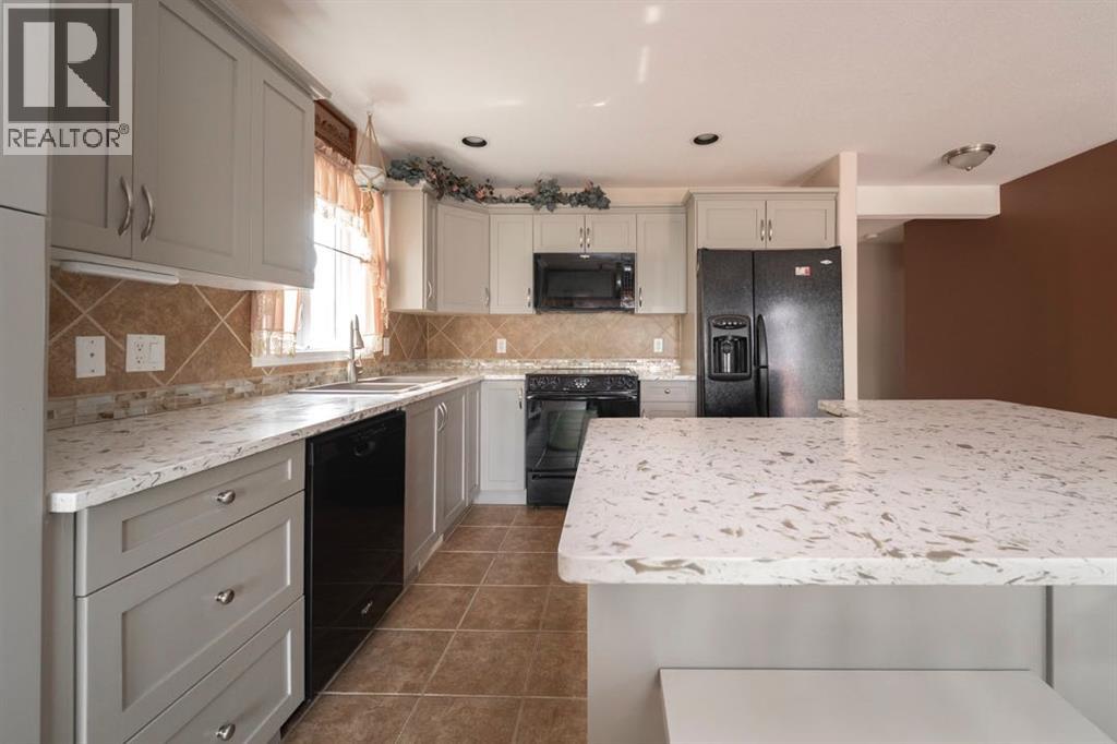 193 Fisher Crescent - 10