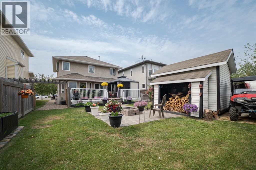 193 Fisher Crescent - 2