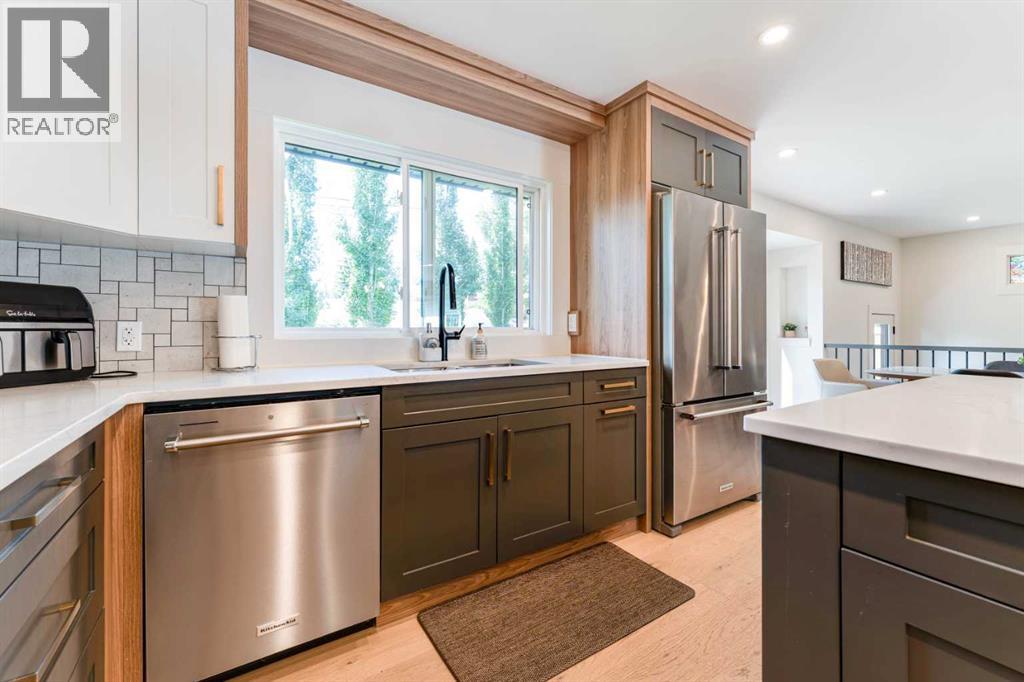 651 Willingdon Boulevard SE - Image 14
