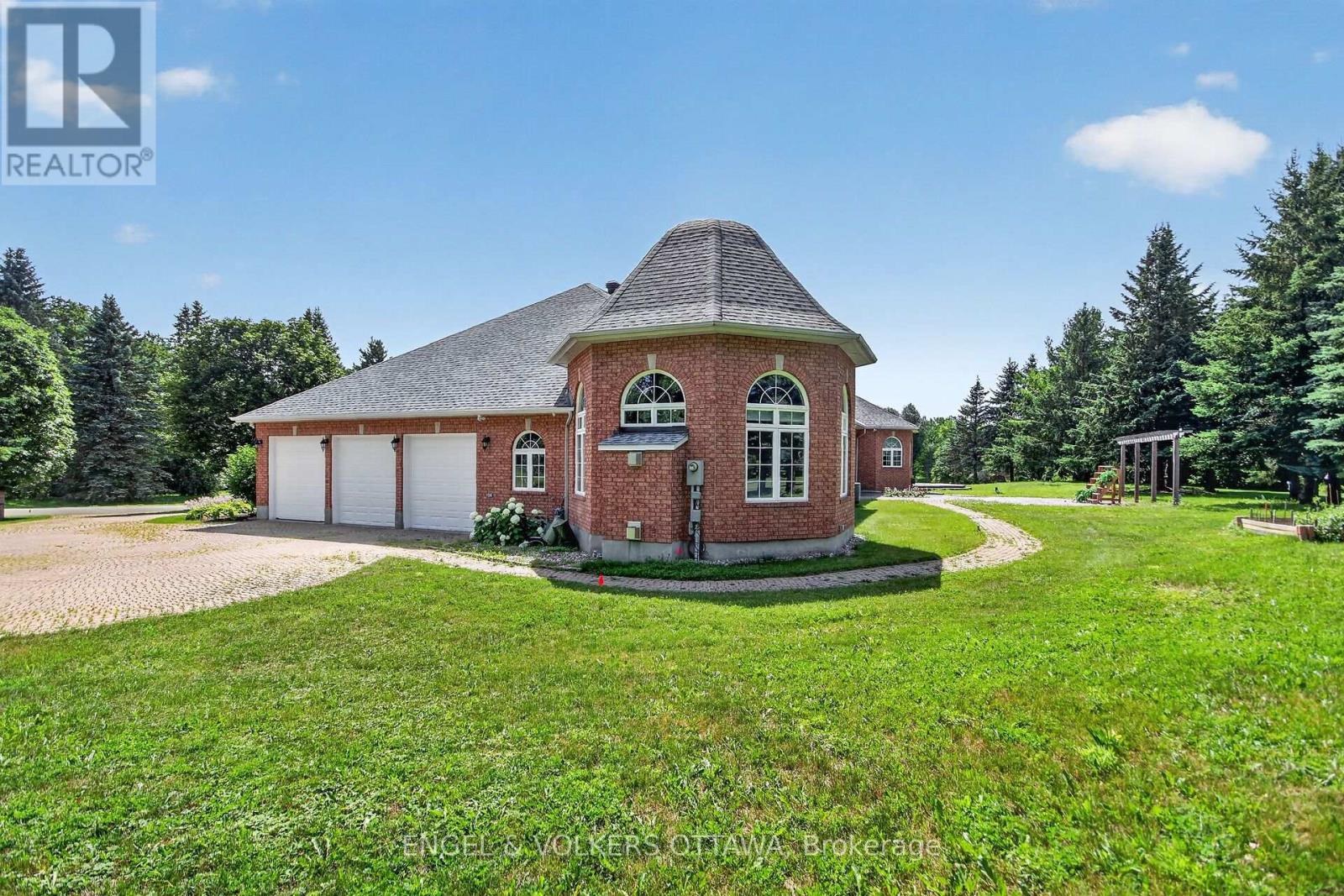 36 CEDARHILL DRIVE - 50