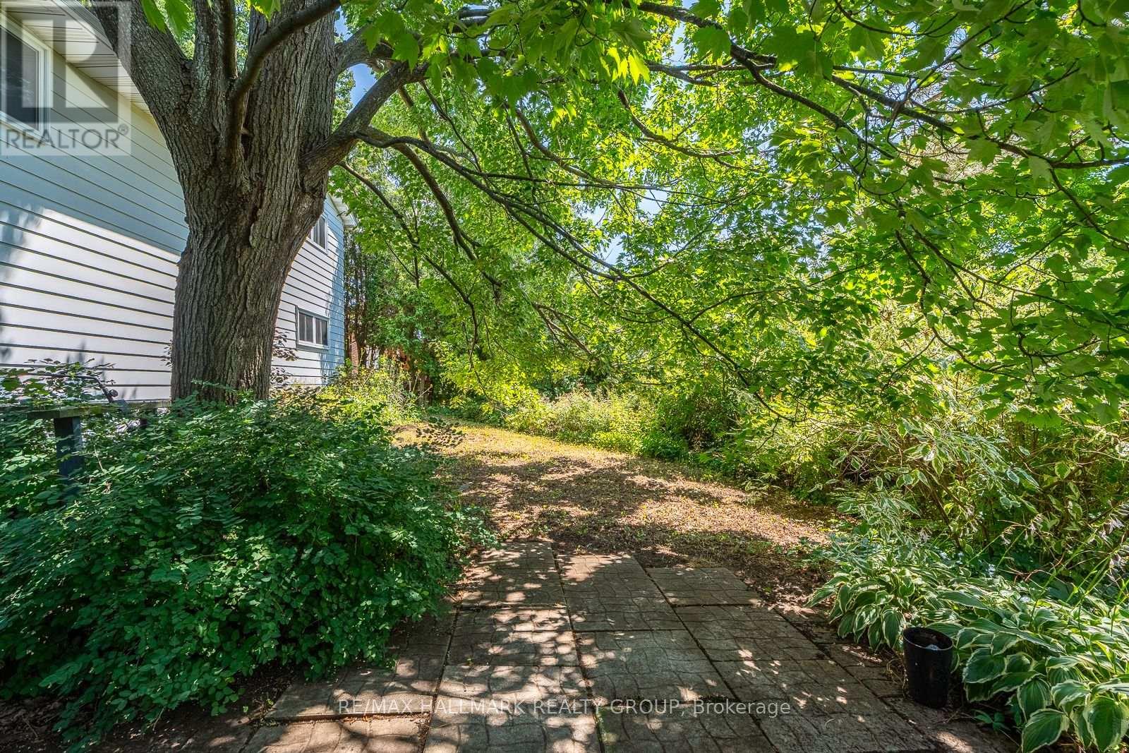 5290 DRISCOLL DRIVE - 13
