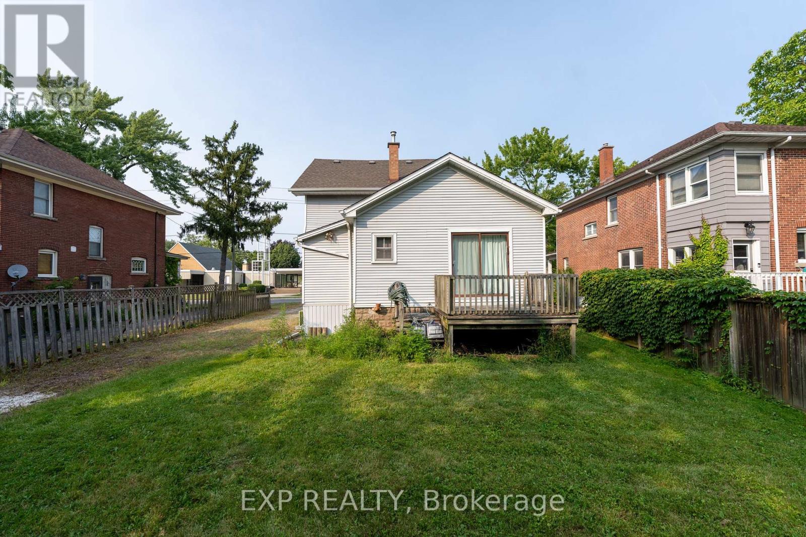 8289 WILLOUGHBY DRIVE - 32