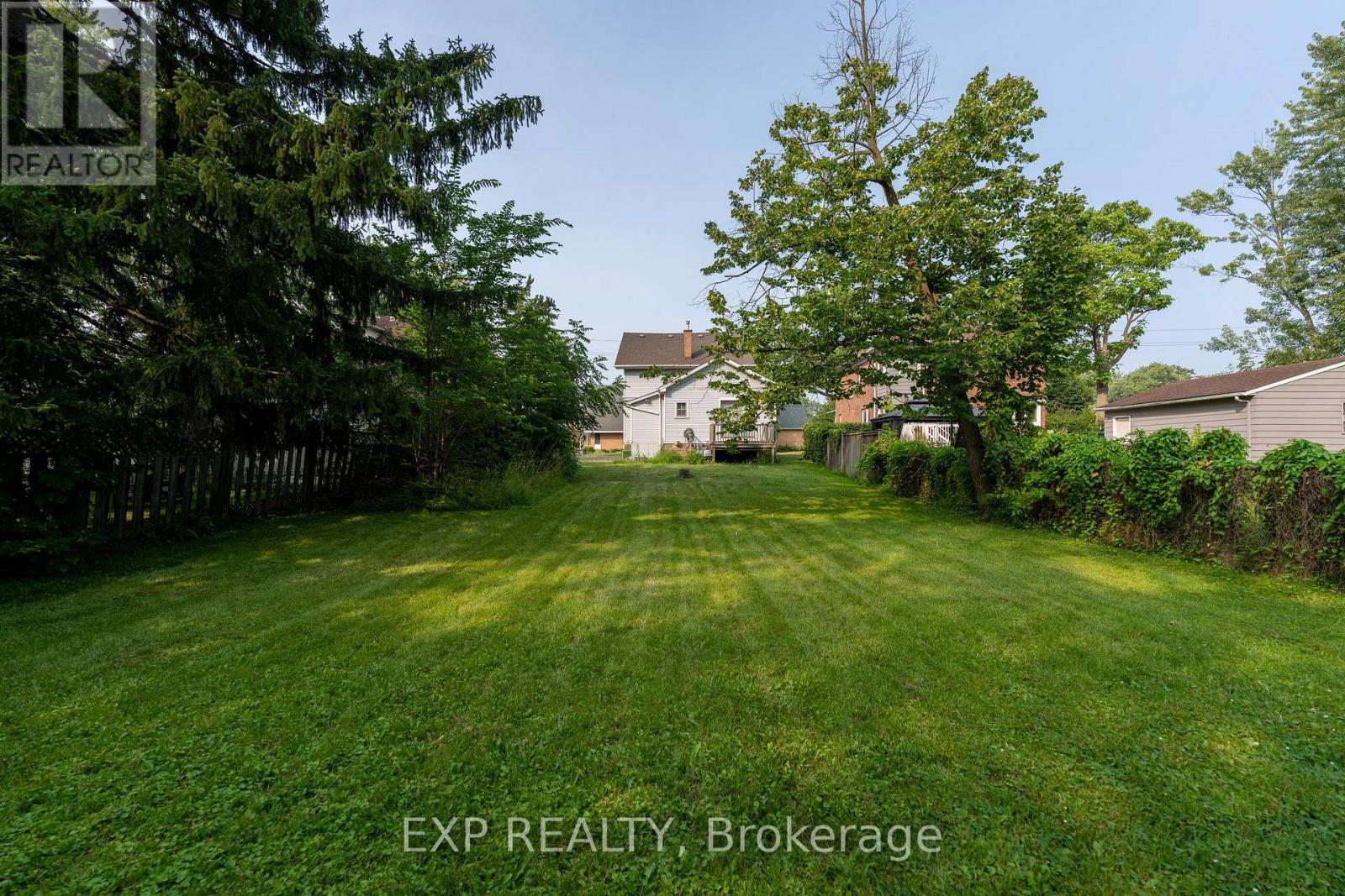 8289 WILLOUGHBY DRIVE - 35