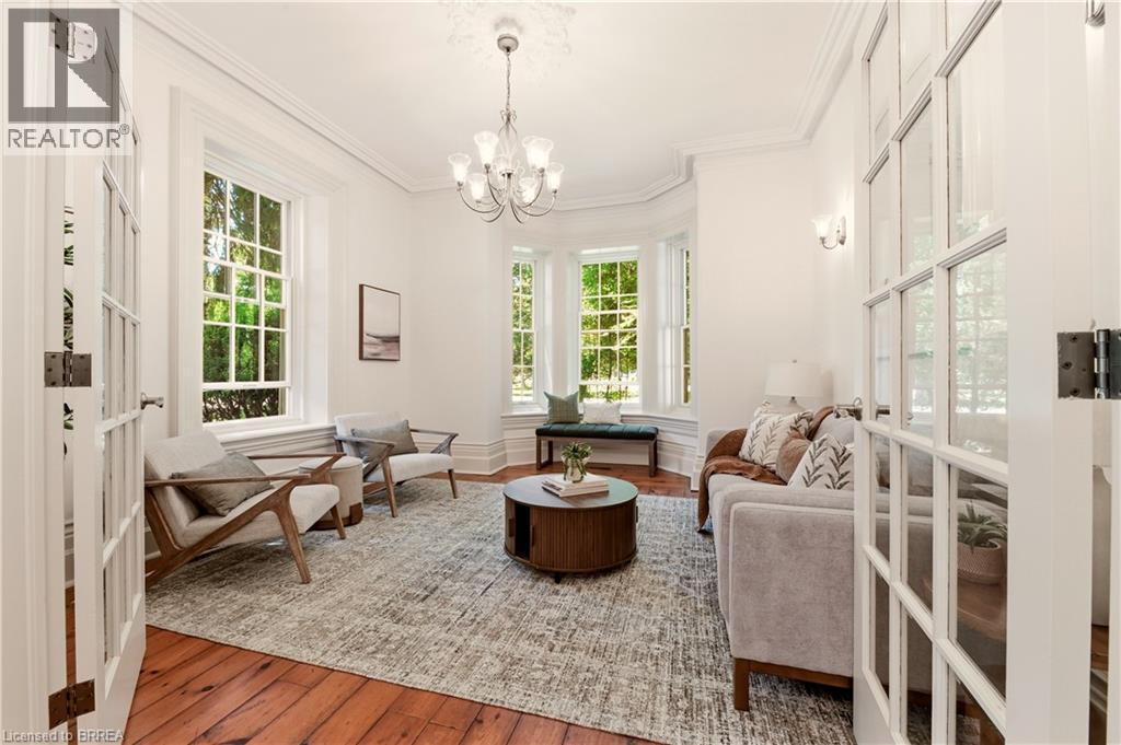 25 DUNBAR Street - 5