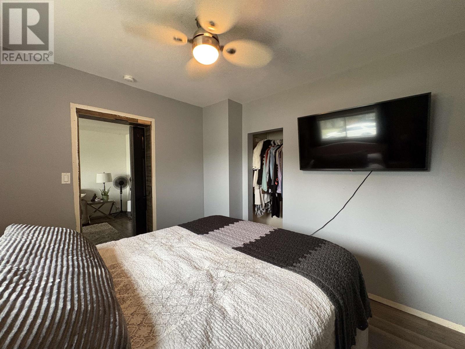 905 Portage AVE N - 12