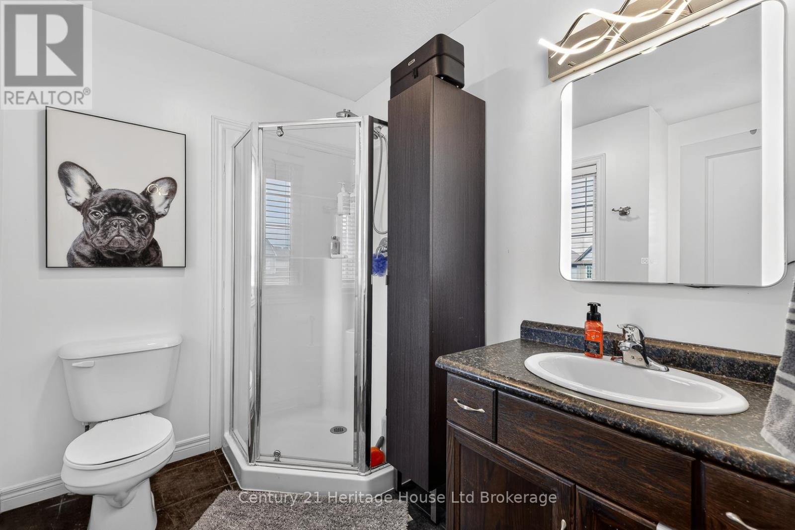 1180 CAEN AVENUE - 16