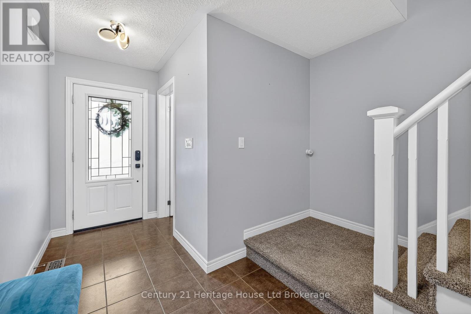 1180 CAEN AVENUE - 2