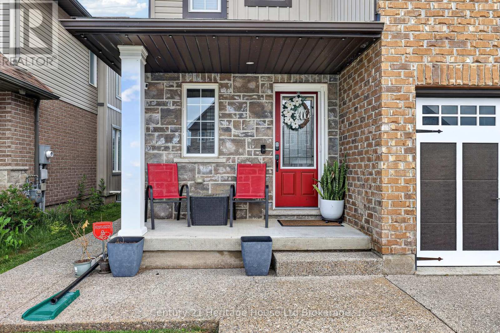 1180 CAEN AVENUE - 23