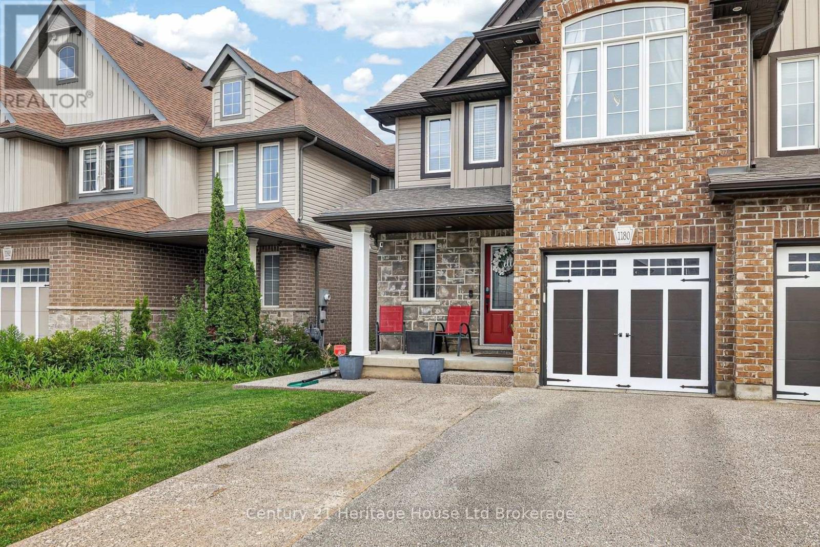 1180 CAEN AVENUE - 25