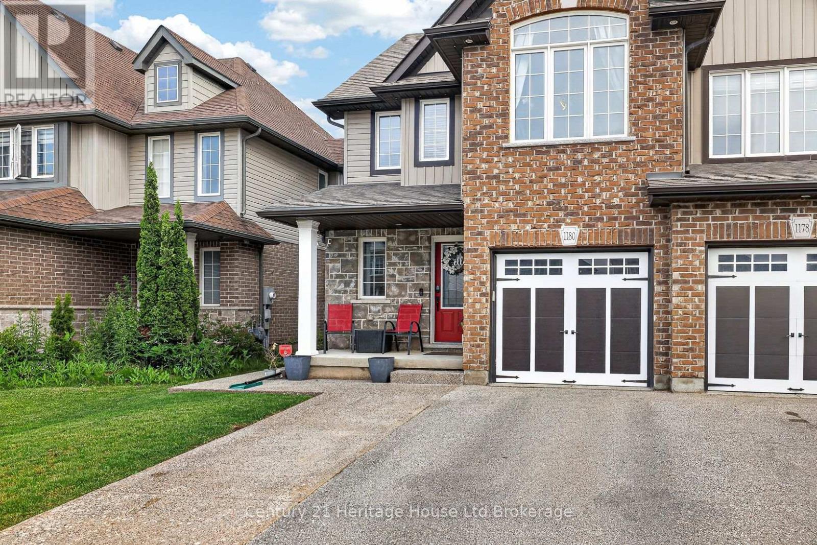 1180 CAEN AVENUE - 27