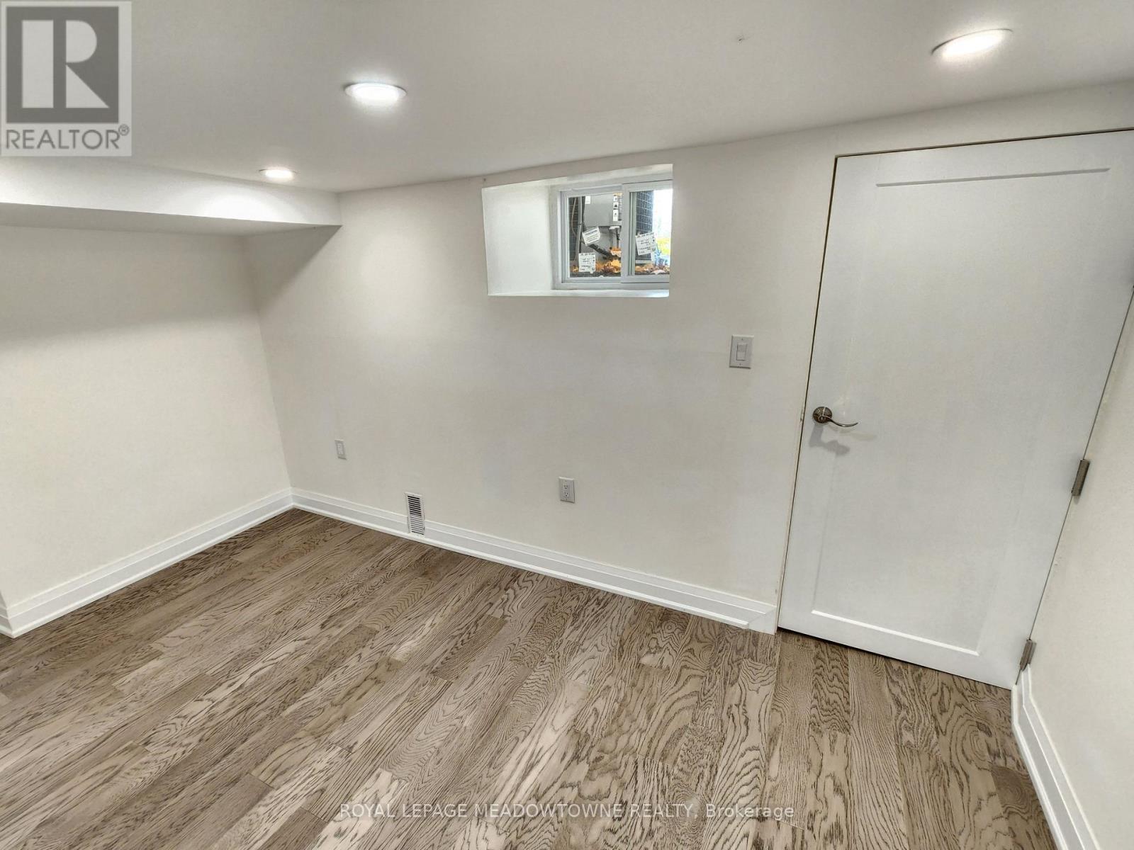 119 COLBORNE STREET E - 15