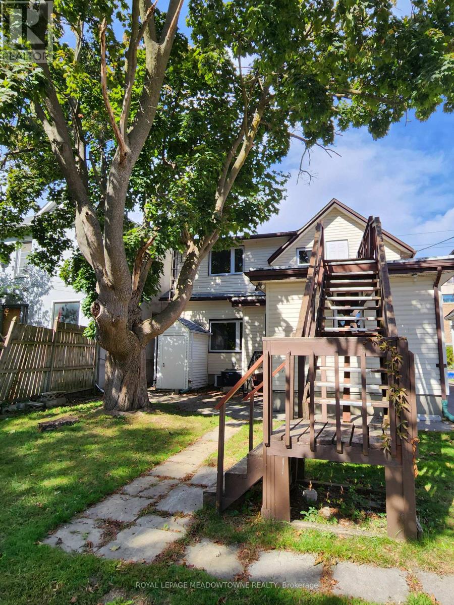 119 COLBORNE STREET E - 17