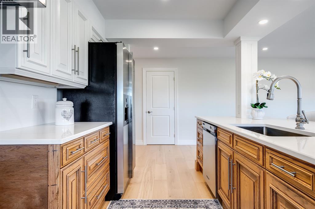 #501 109 Robson ROAD - 11