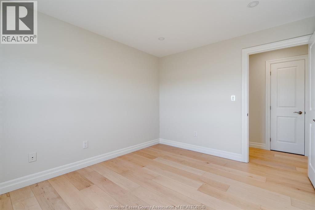 #501 109 Robson ROAD - 27