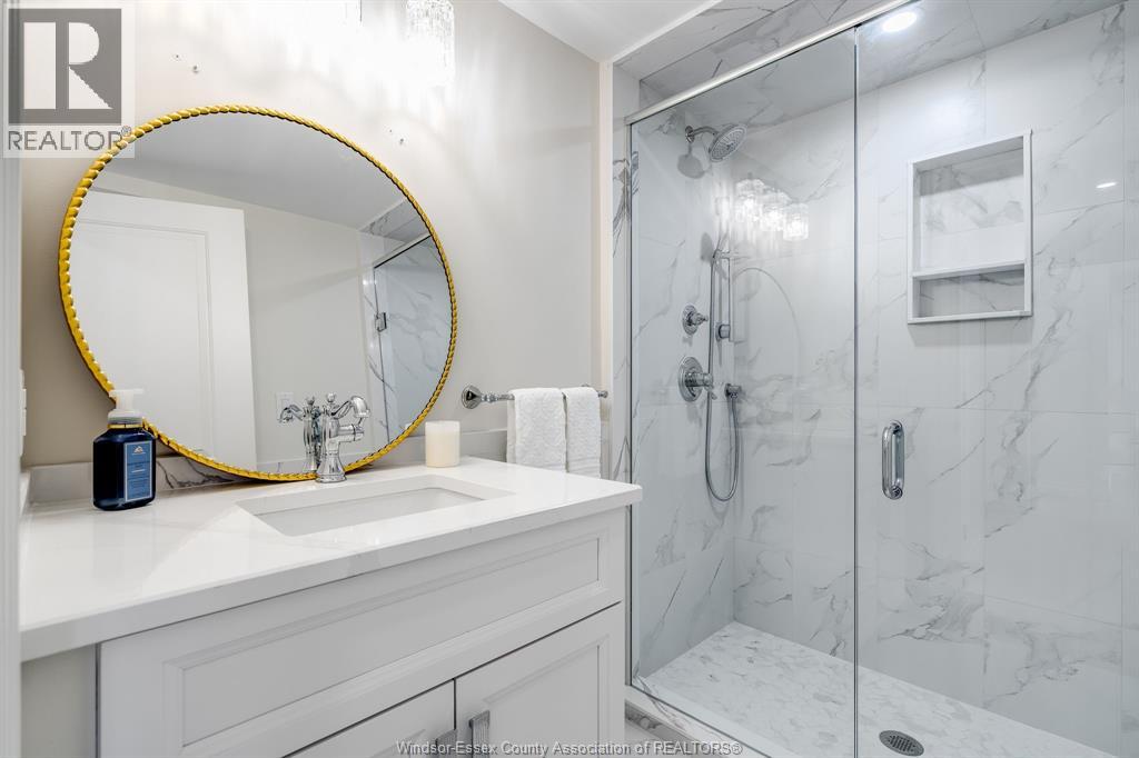 #501 109 Robson ROAD - 28