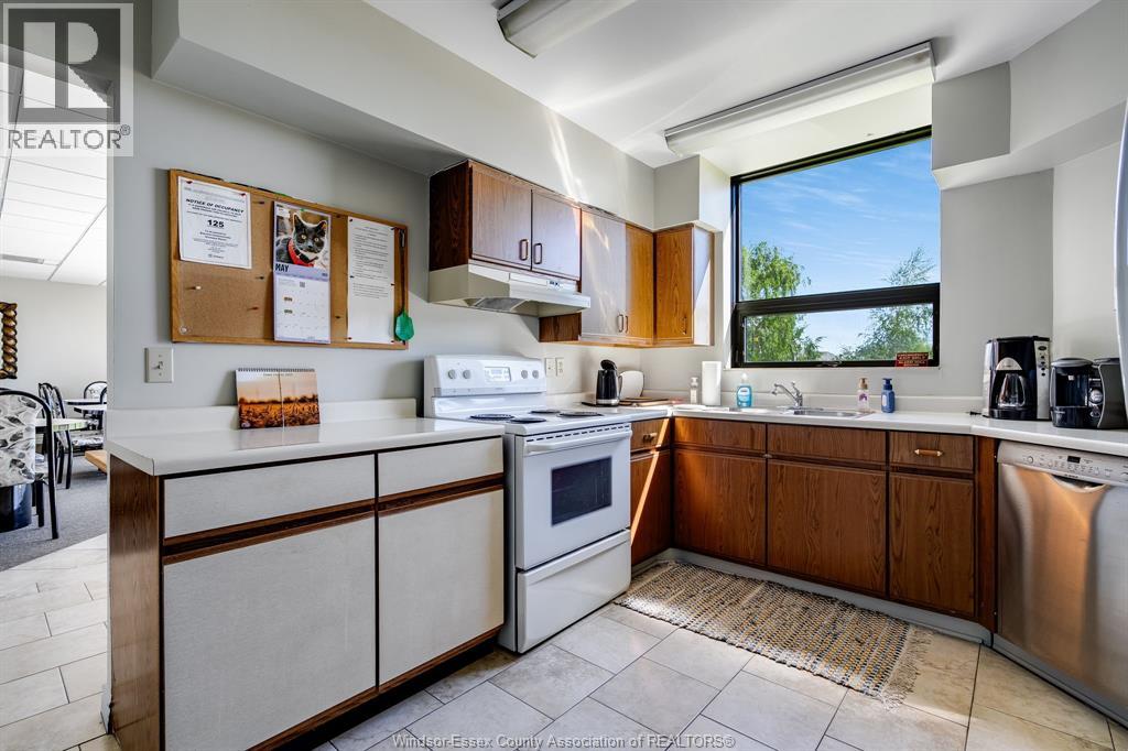 #501 109 Robson ROAD - 39