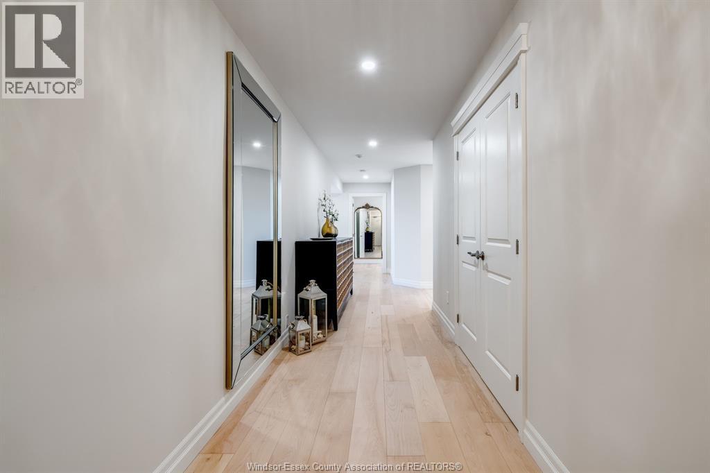 #501 109 Robson ROAD - 5