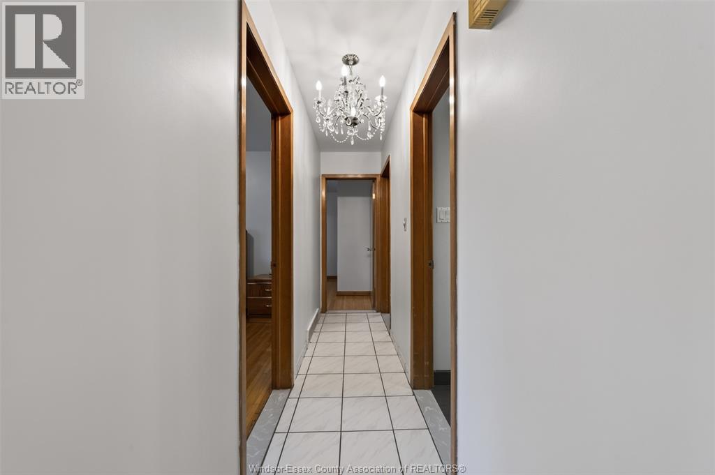 39 JOHNSON AVENUE - 18