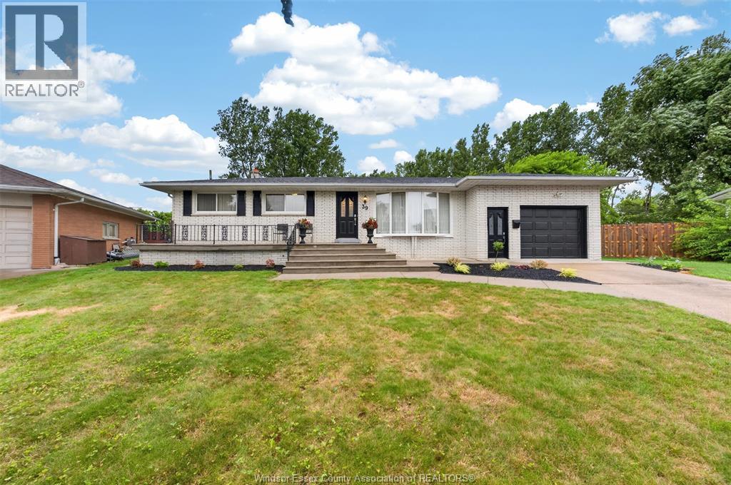 39 JOHNSON AVENUE - 2