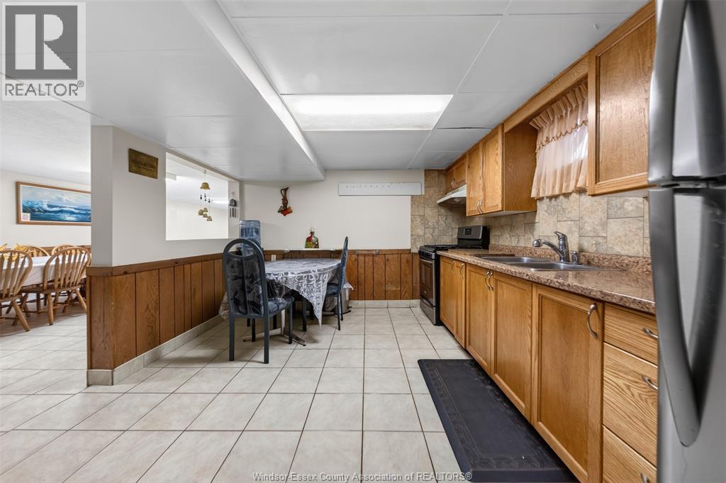 39 JOHNSON AVENUE - 24