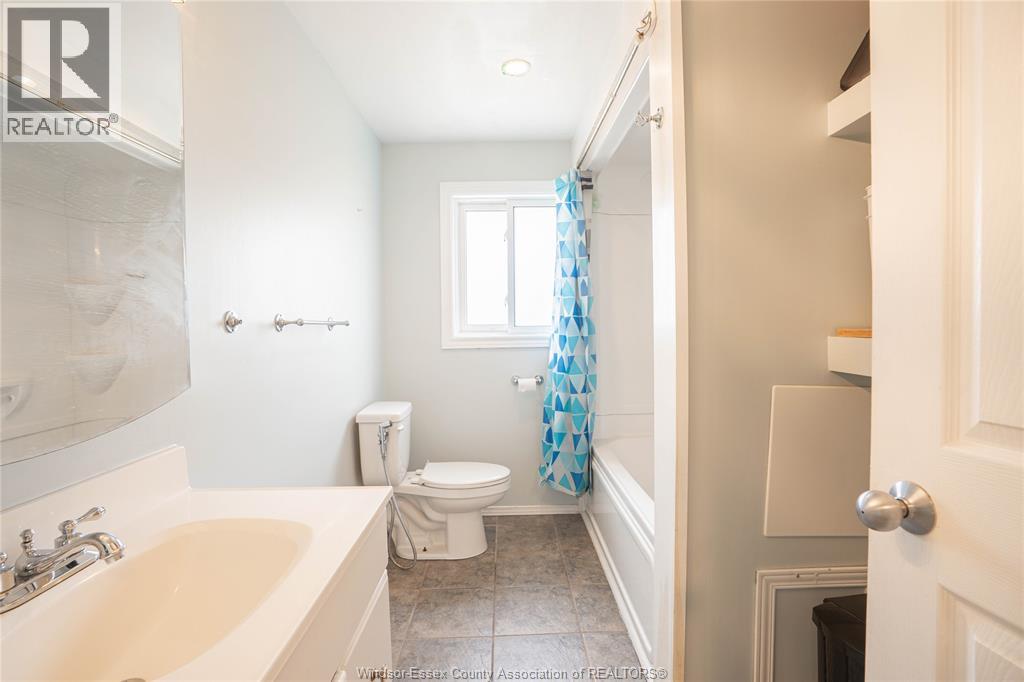 1554 LESPERANCE ROAD - 20