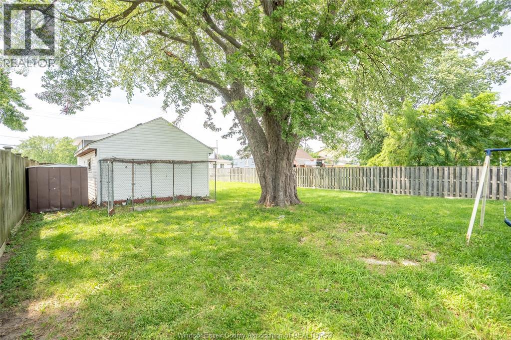 1554 LESPERANCE ROAD - 28
