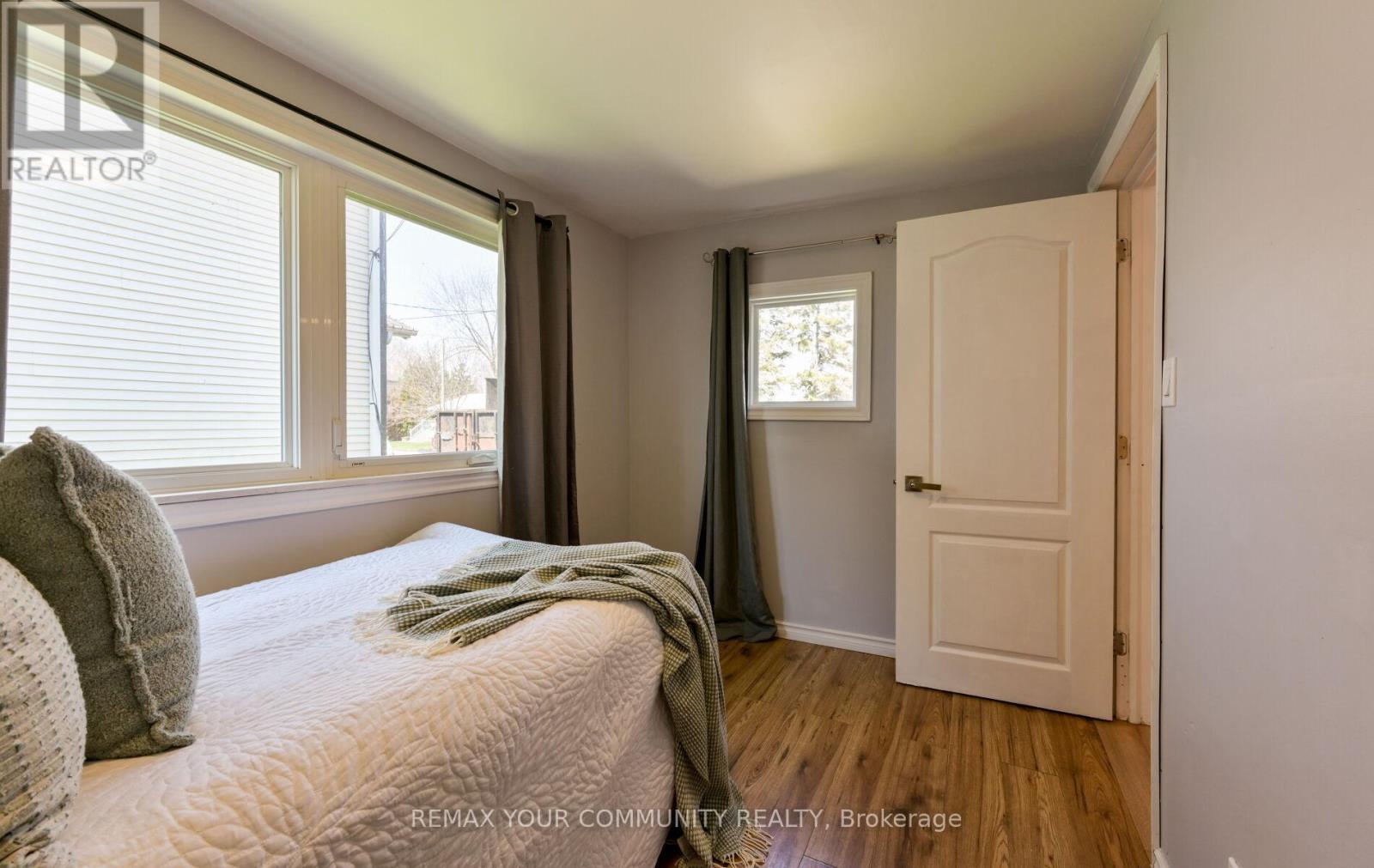 285 KENWOOD AVENUE - 16