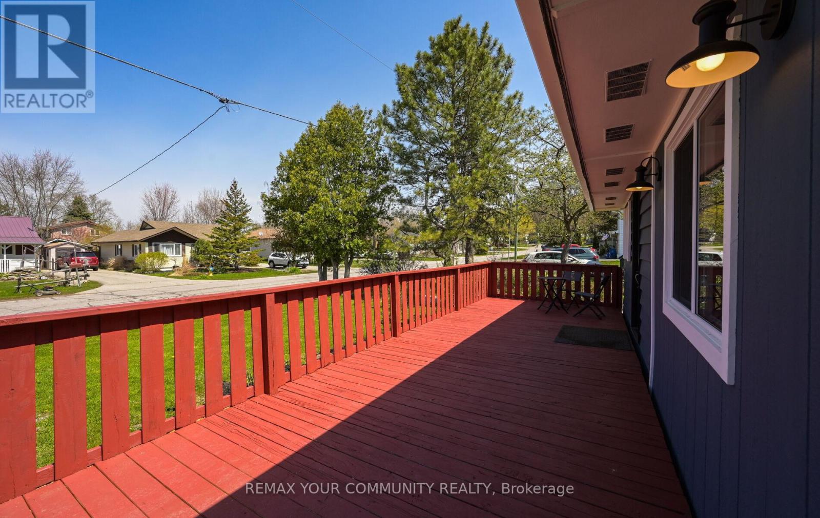 285 KENWOOD AVENUE - 24