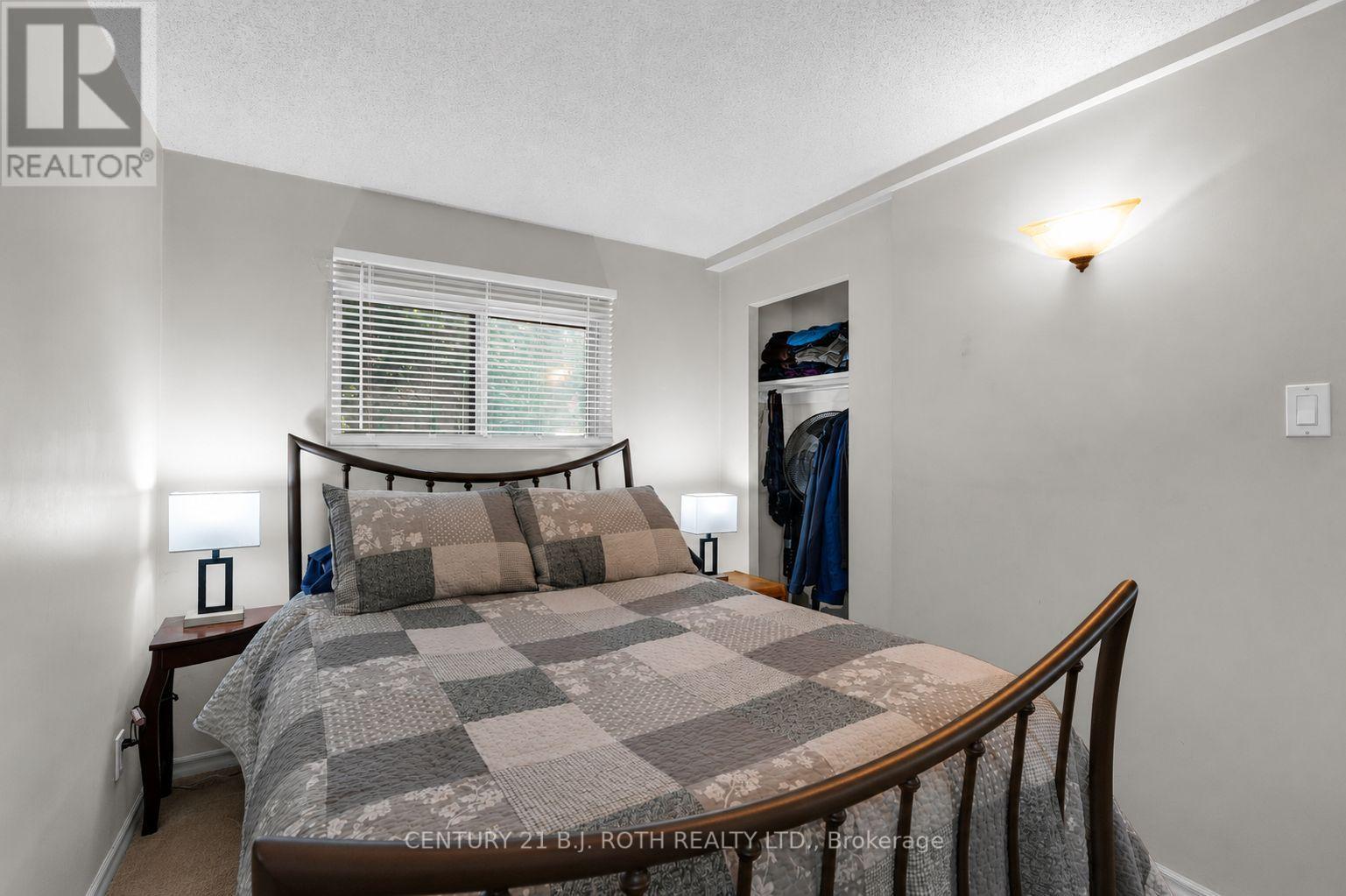 678 PINEGROVE AVENUE - 15