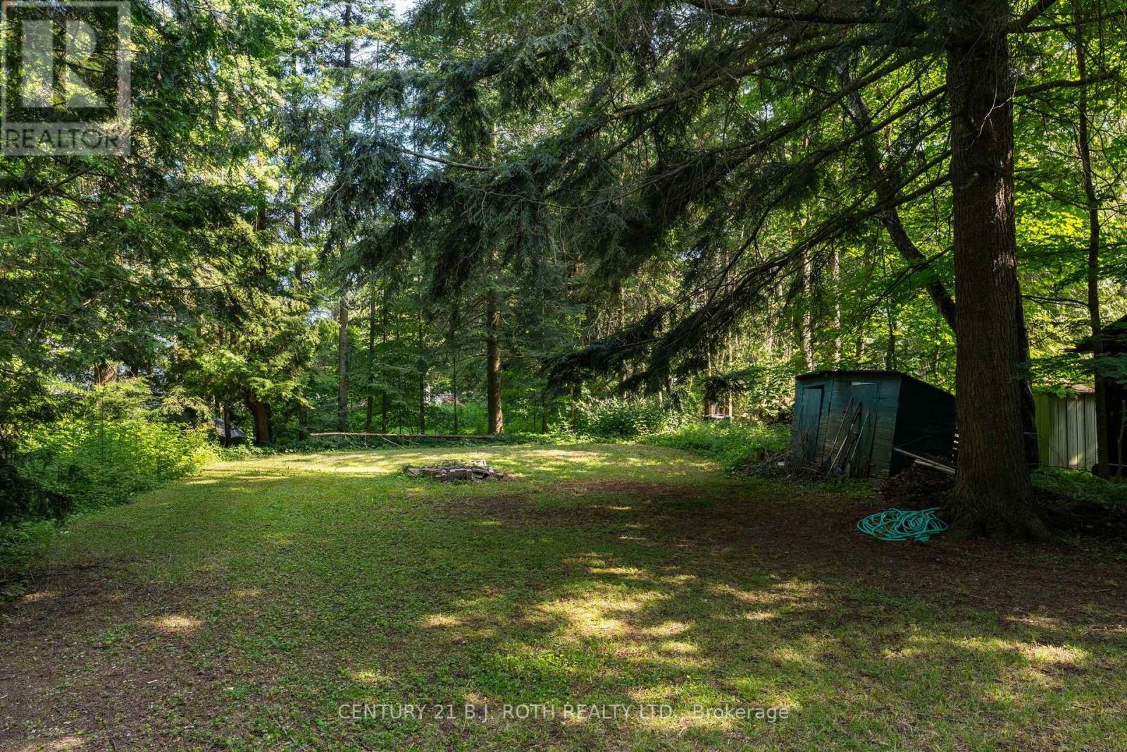 678 PINEGROVE AVENUE - 22