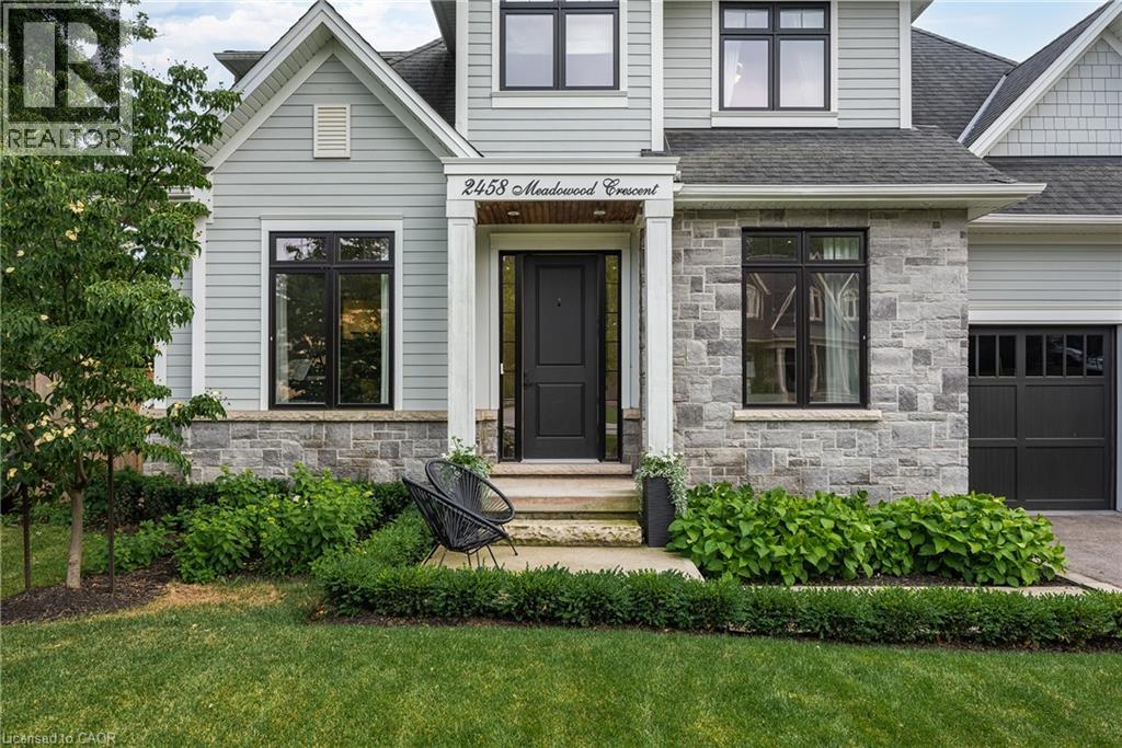 2458 MEADOWOOD Crescent - Image 3