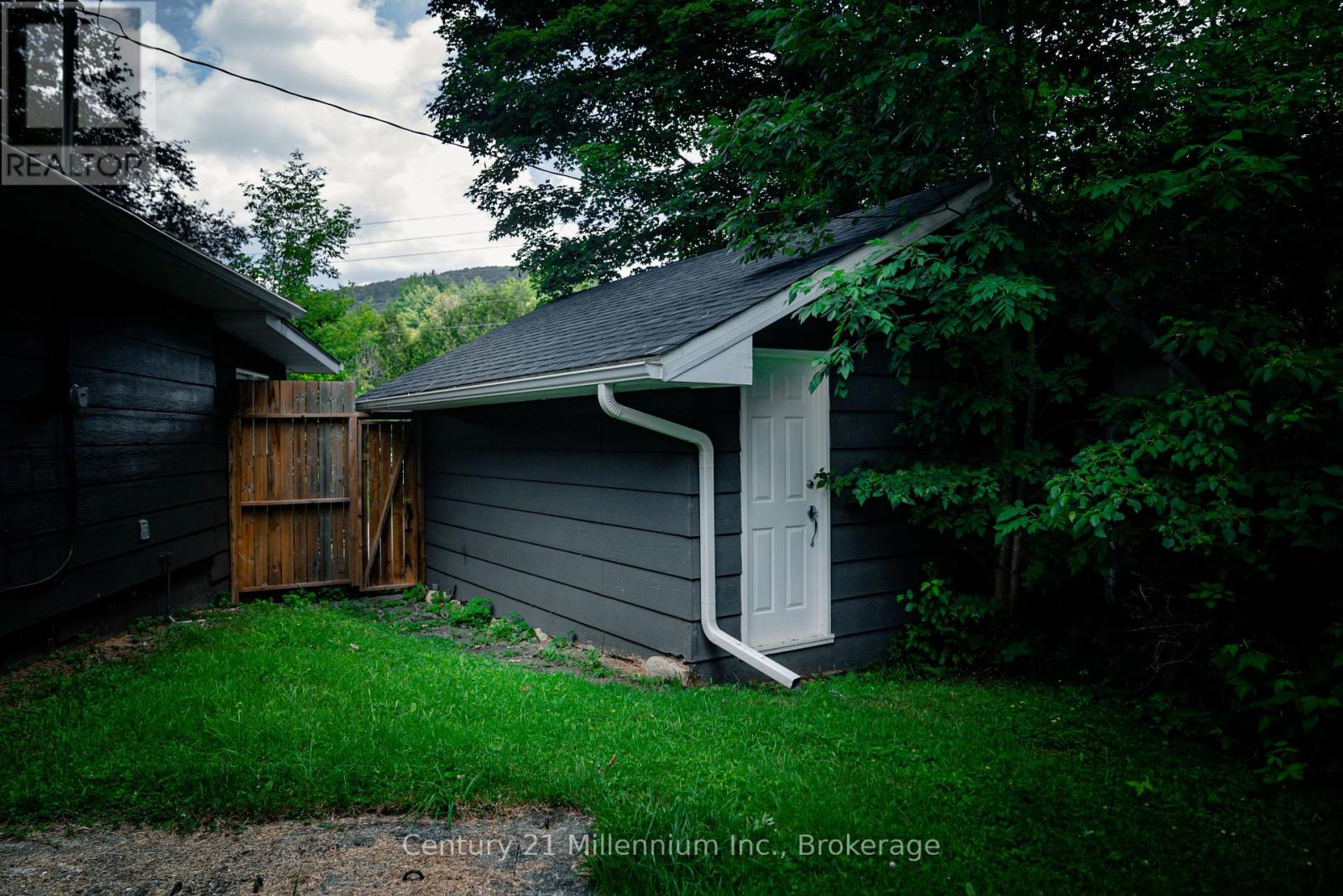 175134 GREY ROAD 30 ROAD - 32
